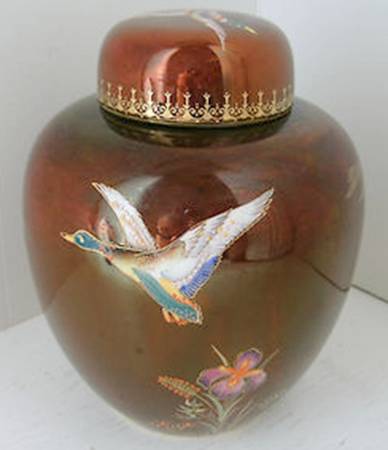 Flying Mallard Medium Ginger Jar & Lid