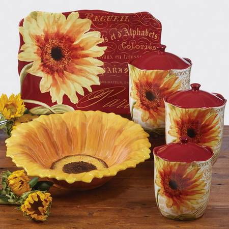 Paris Sunflower 15" Round Figural Serving Bowl