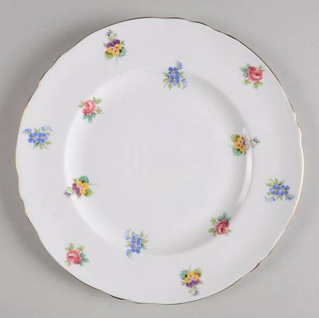 Floral Bouquet (Scalloped, Gold Trim) Salad Plate