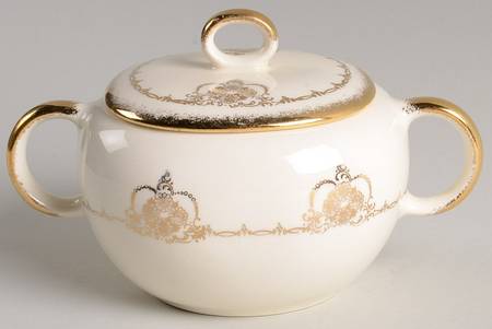 CRO411 Sugar Bowl & Lid by Crooksville