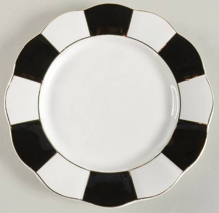 C6Y3 Black Salad Plate
