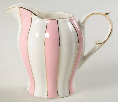C6Y3 Pink Creamer