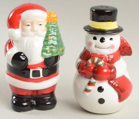 Retro Christmas Figural Salt & Pepper Set