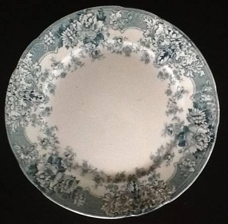 Ruskin (Scalloped) by F Winkle