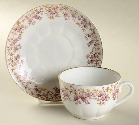 2869 Flat Cup & Saucer Set
