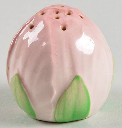CAW17 Pepper Shaker