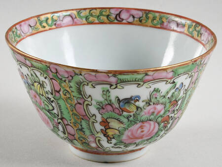 Rose Medallion (No People) Rice Bowl No Lid