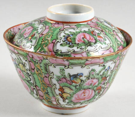 Rose Medallion (No People) Rice Bowl & Lid