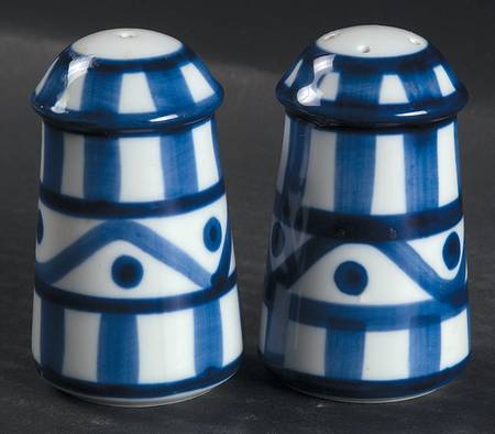 Arabesque (Sri Lanka, Phillipines) Salt & Pepper Set