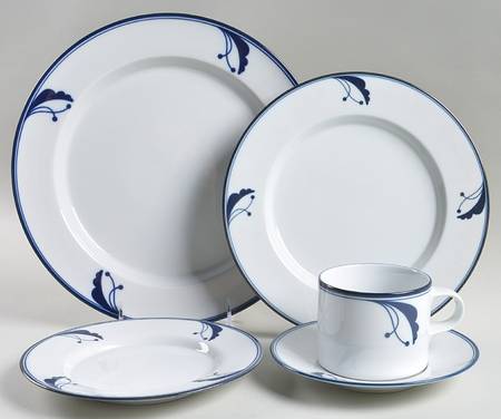 Bayberry Blue (Japan, Portugal) 5 Piece Place Setting
