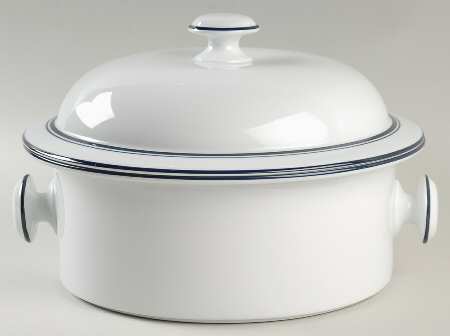 Christianshavn Blue 3.5 Quart Round Covered Casserole