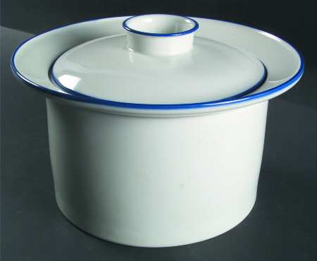 Epoch Blue 3 Quart Round Covered Casserole