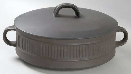 Flamestone Fluted Brown (Older) 2 Qt Round Covered Casserole