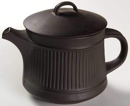 Flamestone Fluted Brown (Older) Teapot & Lid