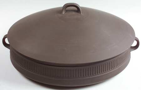 Flamestone Fluted Brown (Older) 5 Quart Round Covered Casserole