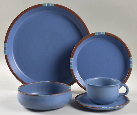 Mesa Sky Blue 5 Piece Place Setting