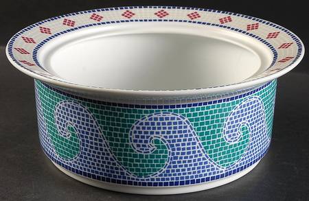 Waves 2 Qt Round Covered Casserole No Lid