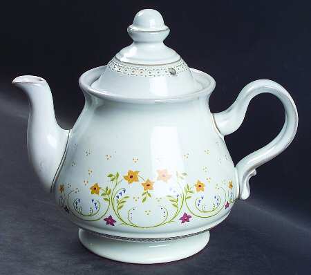 Avignon Teapot & Lid