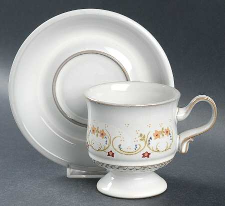 Avignon Footed Cup & Saucer Set