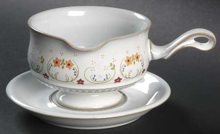 Avignon Gravy Boat & Underplate