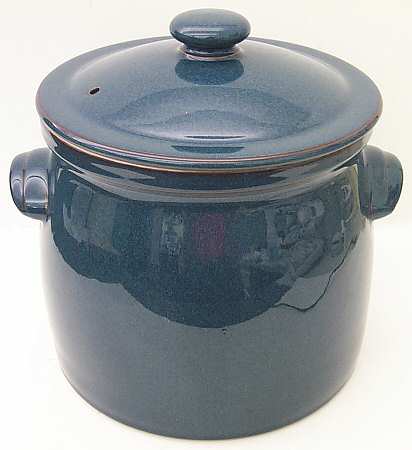 Boston 4.50 Pt Round Covered Casserole