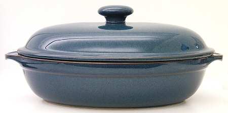 Boston 2 Quart Oval Covered Casserole
