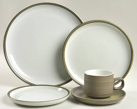Camelot Dark Green (Older) 5 Piece Place Setting