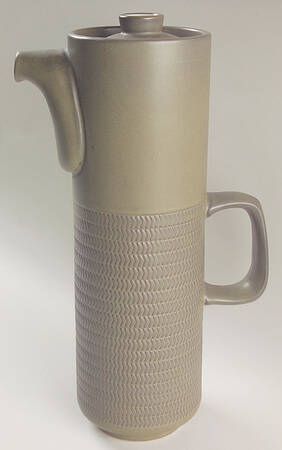 Camelot Dark Green (Older) Coffee Pot & Lid