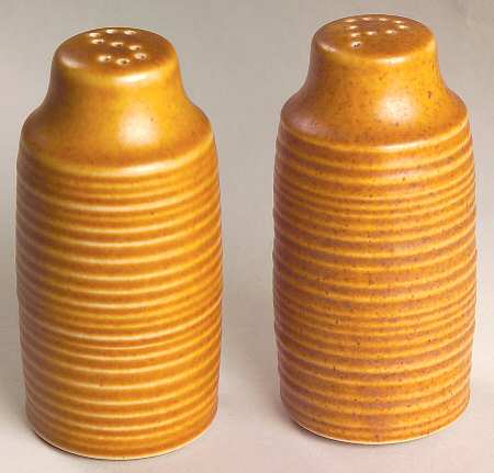 Canterbury Salt & Pepper Set