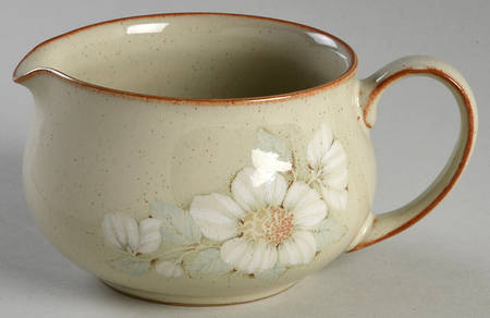 Daybreak Gravy Boat