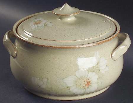 Daybreak 2.25 Qt Round Covered Casserole