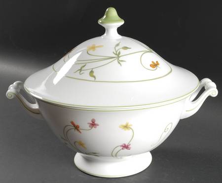 Duchess Round Covered Vegetable