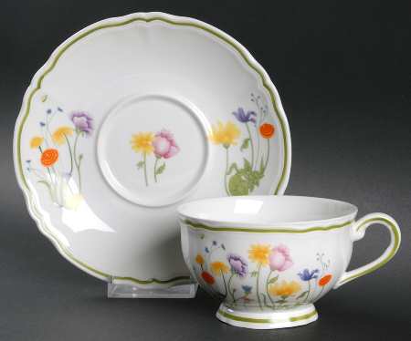 English Garden Footed Cup & Saucer Set