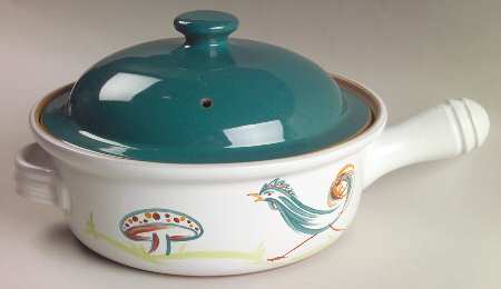 Flair 2 Qt Round Covered Casserole
