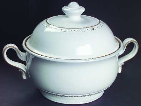 Lorenzo Medici 2 Qt Round Covered Casserole