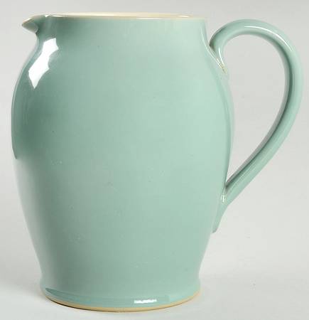 Manor Green 112 Oz Pitcher