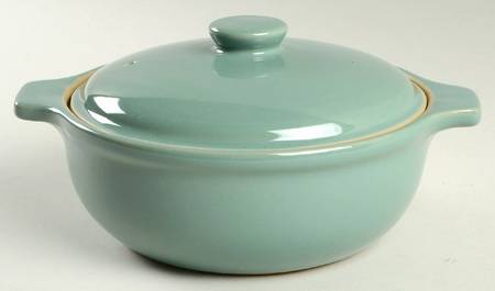 Manor Green 1 Qt Round Covered Casserole