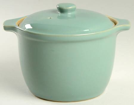 Manor Green Small Bean Pot & Lid