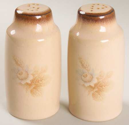 Memories Salt & Pepper Set