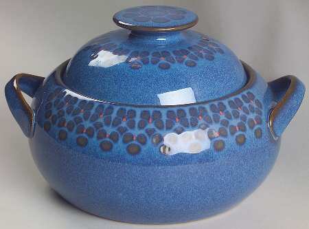 Midnight 1.5 Qt Round Covered Casserole