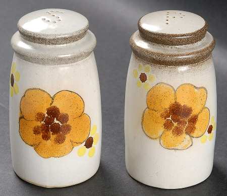 Minstrel Salt & Pepper Set