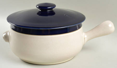 Potpourri Blue 2 Qt Round Covered Casserole