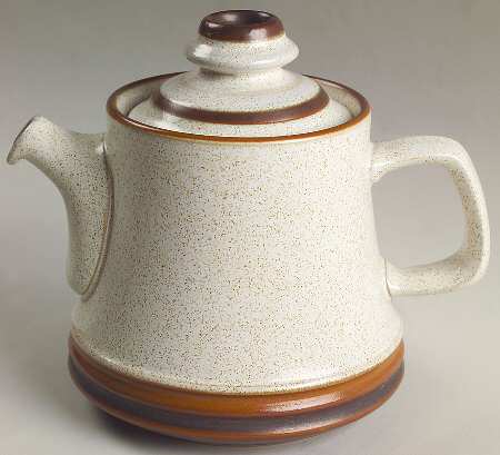 Potter's Wheel Rust Red Small Teapot & Lid