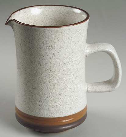 Potter's Wheel Rust Red 16 Oz Pitcher