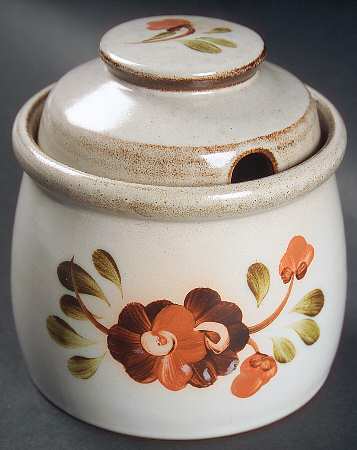 Serenade (Stoneware) Sugar Bowl & Lid