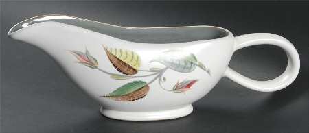 Spring Gravy Boat with Attached Underplate