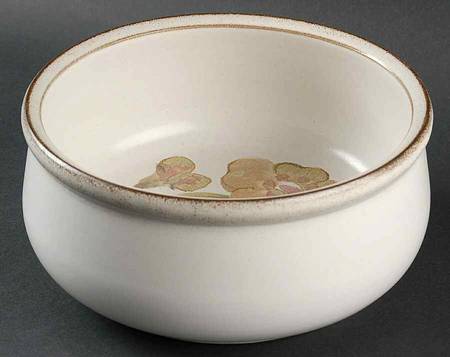 Troubadour 7" Round Vegetable Bowl