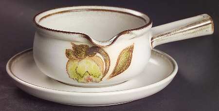 Troubadour Round Gravy Boat & Underplate