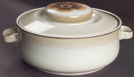 Westbury 2.75 Qt Round Covered Casserole
