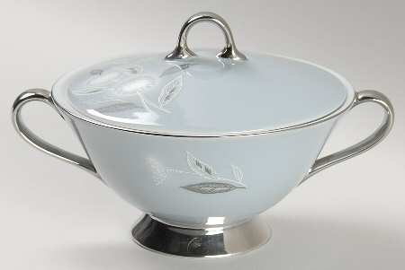 Sapphire Sugar Bowl & Lid